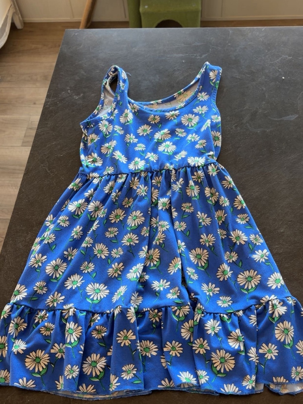Girls' Blue Daisy Print sundress: no size tag- fits 6/7T